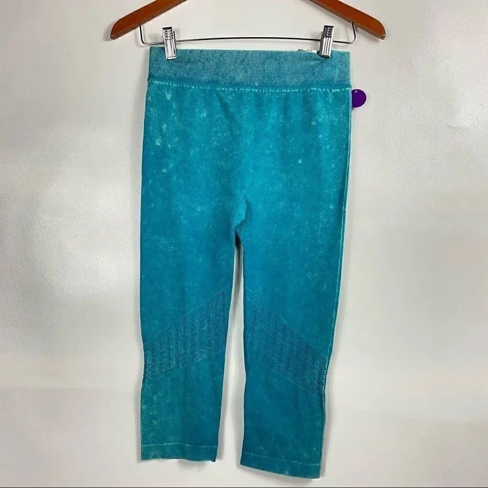 Xersion Lounge 3/4 Legging Brilliant Teal Size Small & Medium